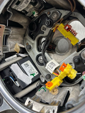 2015-2023 PORSCHE MACAN STEERING WHEEL W/ SHIFT PADDLES 30K MILES