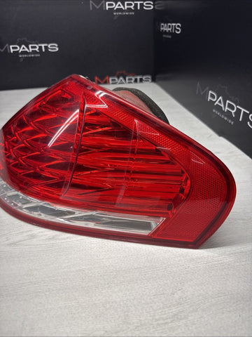 08-10 BMW E63 E64 650i M6 Rear Right LCI Led Taillight Lamp Assembly OEM 7177070