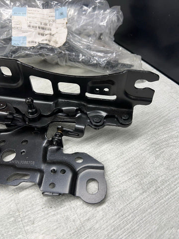 BMW 19-25 G20 G80 M3 330 430 HOOD HINGES 7450590 4100 8494432 OEM