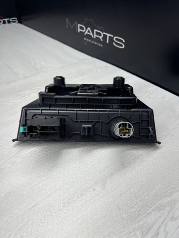 2024-2025 FORD MUSTANG GT CENTER CONSOLE WIRELESS CHARGER PHONE COVER PANEL OEM