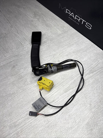 91-99 BMW E36 323 328 M3 Front Right Passenger Seatbelt Tensioner Buckle OEM