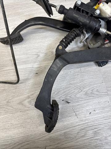 BMW 94-99 E36 318i 323i 325i 328i M3 Clutch and Brake Pedal Assembly