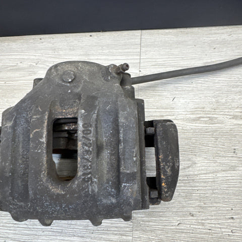 94-02 BMW E36 M3 Z3 FRONT RIGHT PASSENGER BRAKE CALIPER SHOE CARRIER HOUSING OEM