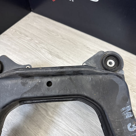 BMW E36 M3 OEM REAR SUSPENSION SUBFRAME AXLE CARRIER CRADLE 33312227800