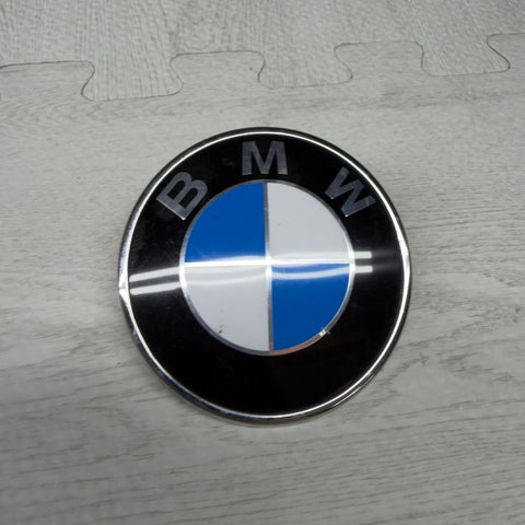 08-13 BMW E93 335 M3 Convertible Trunk Lid Rear Round Emblem Badge Genuine OEM