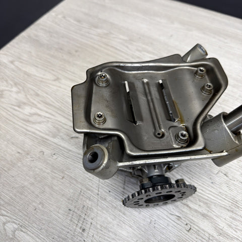 BMW F01 F10 F12 E70 550 650 750 X5 X6 N63 S63 Engine Motor Oil Pump Assmbly OEM