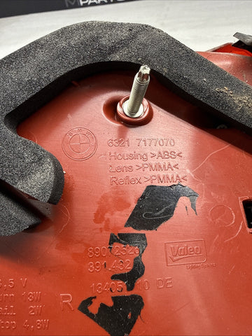 08-10 BMW E63 E64 650i M6 Rear Right LCI Led Taillight Lamp Assembly OEM 7177070