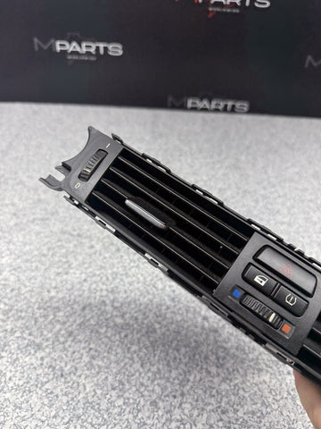 07-13 OEM BMW E90 E91 E92 E93 328 335 M3 Dash Dashboard Center Air Vent