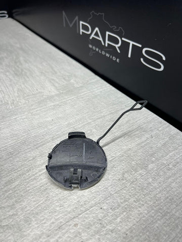 BMW 4 F82 F83 Rear Bumper Tow Eye Cover 2018 51128054280 OEM - White