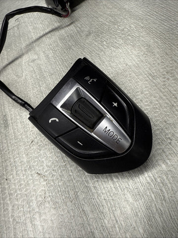 BMW F80 F82 F83 F30 M3 M4 Multifunctional Steering Wheel Buttons Controls *Notes