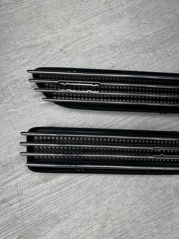 01-06 BMW E46 M3 Fender Vent Grilles Grills Trims Chrome OEM No Emblems