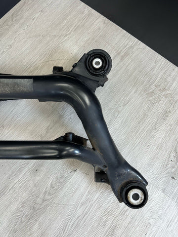 01-06 BMW E46 M3 REAR SUSPENSION SUBFRAME AXLE CARRIER CRADLE