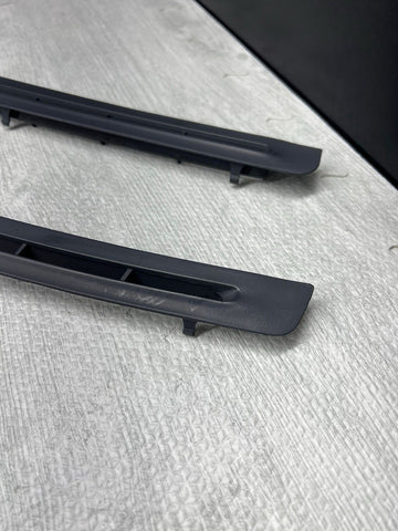91-98 BMW 3 Series E36 M3 Dashboard Air Vents Strips Pair GENUINE 1977223 Black