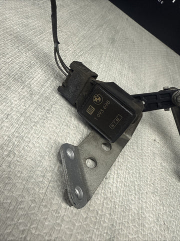 01-06 BMW E46 3-SERIES M3 REAR RIGHT SUSPENSION HEIGHT LEVEL SENSOR 1093698 OEM