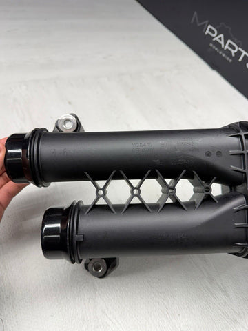 21-26 BMW G80 G82 G83 M3 M4 S58 Front Charge Air Cooler Duct 13718054842