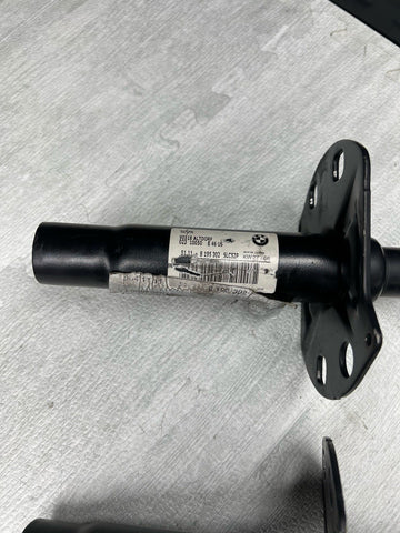 BMW 99-06 E46 323 325 328 330 M3 Front Bumper Shock Mount Right 8195302 OEM
