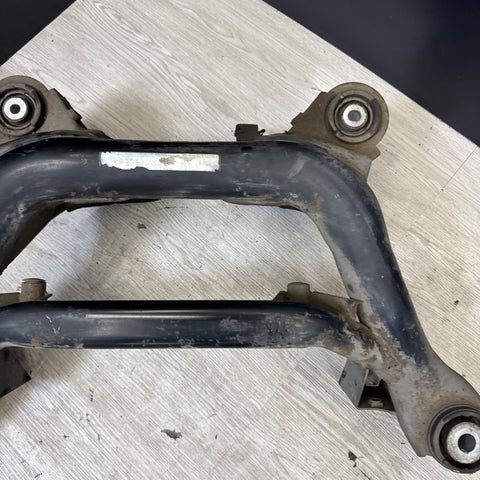 01-06 BMW E46 M3 REAR SUSPENSION SUBFRAME AXLE CARRIER CRADLE
