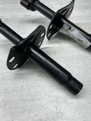 BMW 99-06 E46 323 325 328 330 M3 Front Bumper Shock Mount Right 8195302 OEM