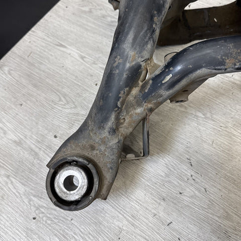 01-06 BMW E46 M3 REAR SUSPENSION SUBFRAME AXLE CARRIER CRADLE