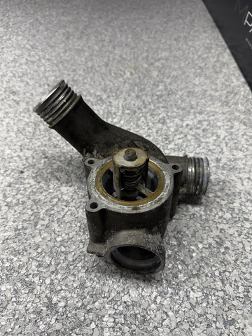 BMW 01-06 E46 M3 S54 Coolant Thermostat Housing 11537831103
