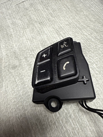 BMW E82 E88 E90 E92 E93 335 M3 BMW Steering Wheel Harness *Faded Buttons*