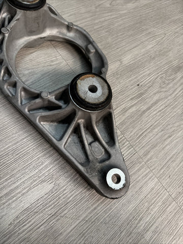 2015-2020 BMW F80 F82 F83 F87 M2 M3 M4 REAR DIFFERENTIAL MOUNT BRACKET 2284774