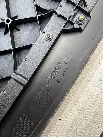 BMW FOLDING TOP COMPARTMENT LID TONNEAU COVER 01-06 E46 3 SERIES M3 CONVERTIBLE