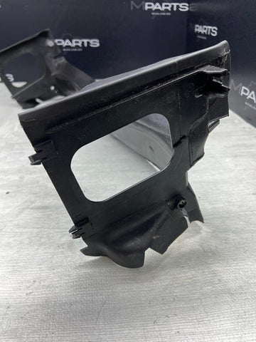 BMW15-20 F80 F82 F83 M3 M4 Radiator Air Duct Shroud 51748054117 8054117