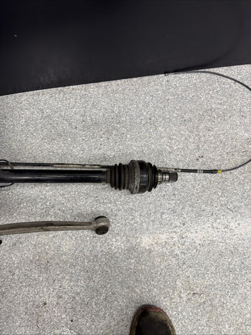 15-20 BMW F80 F82 F83 M3 M4 REAR LEFT SPINDLE KNUCKLE AXLE SHAFT 33212284615