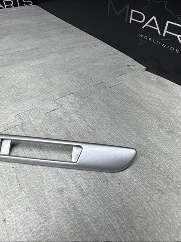 01-06 BMW E46 M3 OEM Fender Side Marker Molding Trim RH Titan Silver
