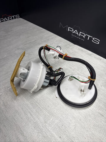BMW F10 M5 M6 F12 F13 S63 Engine Fuel PUMP OEM 16117845656
