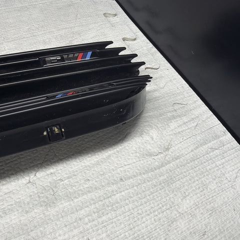 01-06 BMW E46 M3 Left Right Fender Vent Grilles Grills Trims Gloss Black