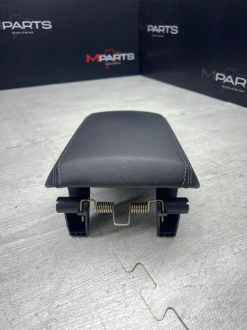 BMW G87 M2 G42 M240I COUPE FRONT CENTER CONSOLE ARM REST COVER LID BLACK