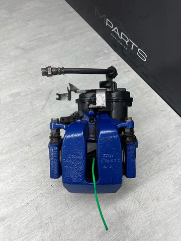 BMW 20-25 F90 F92 F93 M5 M8 OEM RIGHT PASSENGER REAR BRAKE CALIPER BLUE