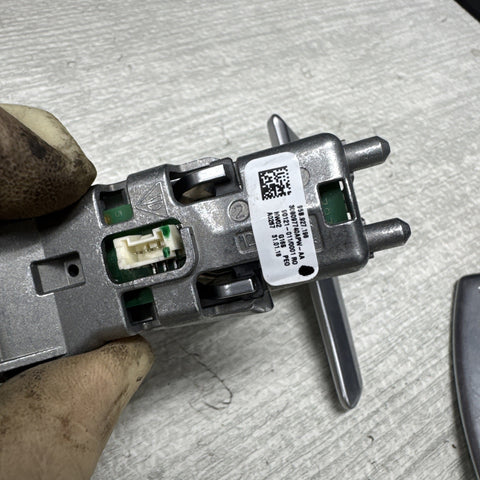 2015-2024 PORSCHE MACAN - Steering Wheel Shift Lever / Paddle SET 95B998540A