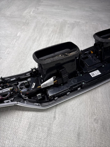 20-25 BMW G06 F96 X6 X6M FRONT CENTER DASH AIR VENTS TRIM CLIMATE PANEL *DAMAGE