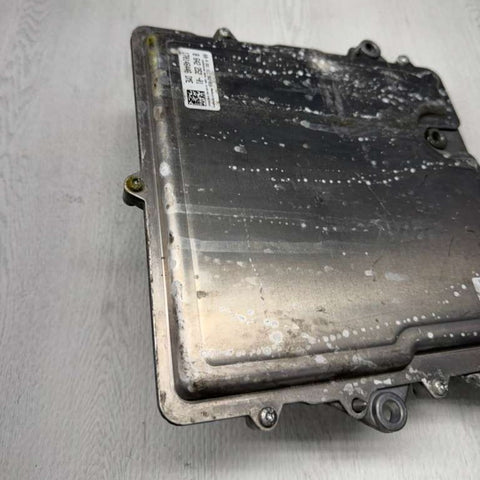 BMW F80 F82 F83 M3 M4 Engine ECM Electronic Control Module OEM 8642252 *Dent*