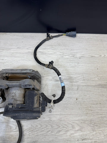 2024-2025 Ford Mustang Right Rear Brake Caliper Assembly + Brake Hose Line OEM