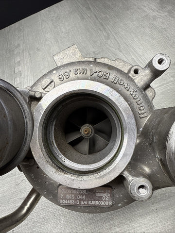 784904402 Turbo Turbos BMW 13-18 F06 F10 F12 F13 M5 M6 X5 X6 F10 F18 11657849044
