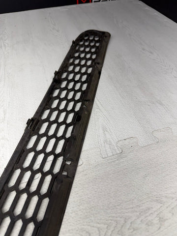 08-13 BMW E90 M3 Sedan Rear Bumper Grille Center Genuine OEM 8040878