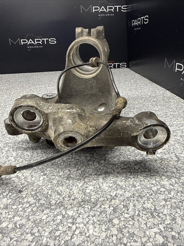 08-13 BMW E90 E92 E93 M3 OEM Front Left Steering Knuckle Spindle No Bearing