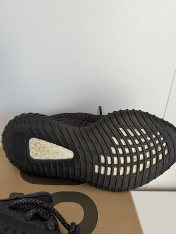 Authentic Adidas Yeezy Boost 350 V2 (Reflective Laces) FU9006 MENS SIZE US 5