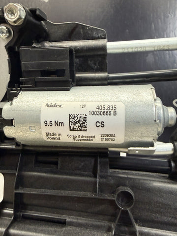 (PICKUP ONLY) BMW 21-26 X6 X6M G06 F96 Panoramic Sun Roof Glass Shade Cassette