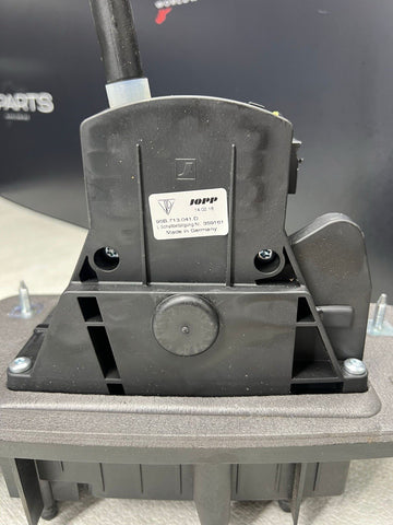2015-2021 PORSCHE MACAN - Automatic Shift / Shifter Assembly 95B713041C