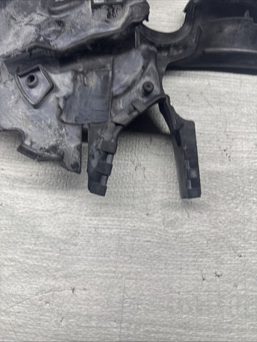 15-20 F80 F82 F83 M3 M4 FRONT RIGHT UPPER RUBBER STRUT MOUNT COVER OEM 8066662