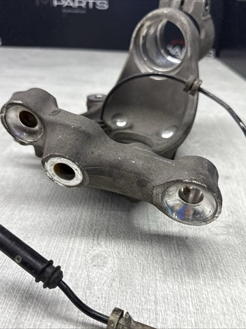 15-20 OEM BMW F80 F82 F83 M3 M4 Front Left Driver Hub Spindle Knuckle No Bearing