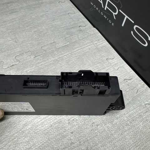 BMW E60 E63 E64 M5 M6 E90 E92 E93 328 M3 Body Control CAS 3 Module 9237046