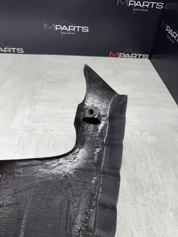 BMW 15-20 F80 M3 F82 F83 M4 F87 M2 S55 Dry Carbon Fiber Engine Cover