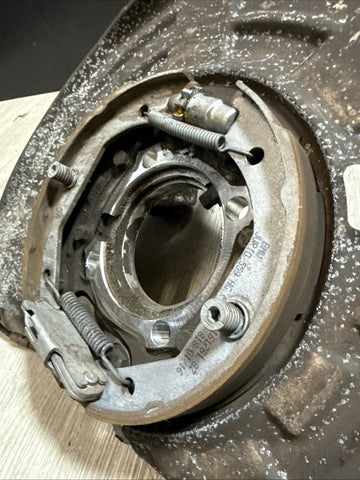 15-20 F80 F82 F83 F87 M2 M3 M4 BMW Rear Right Wheel Spindle Assembly *No Hub