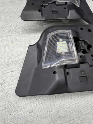 2001 BMW E46 325 330 M3 Tail Light Bulb Holder Pair OEM 257041L / 257042R